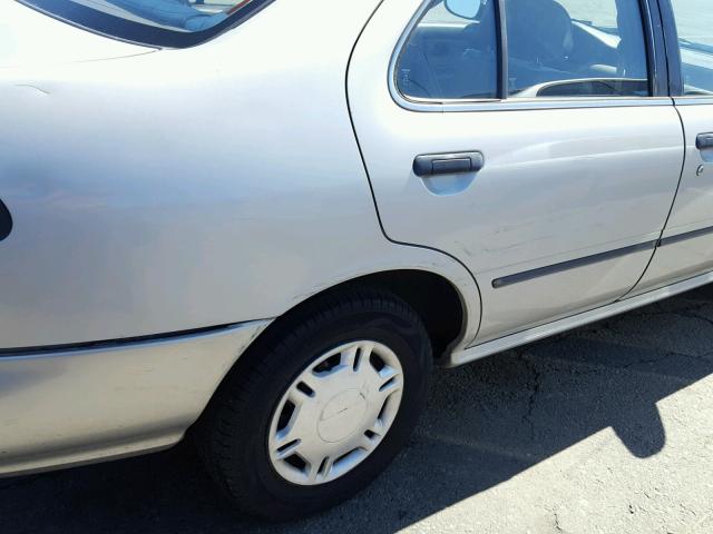 1N4AB41D9VC736325 - 1997 NISSAN SENTRA XE SILVER photo 10