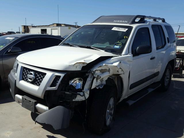 5N1AN0NU1EN813239 - 2014 NISSAN XTERRA X WHITE photo 2