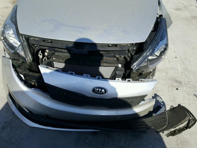 KNADM4A34G6558914 - 2016 KIA RIO LX Արծաթագույն լուսանկար 9