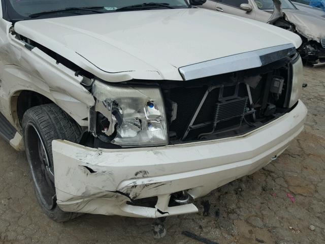 1GYEK63N03R220730 - 2003 CADILLAC ESCALADE L WHITE photo 9