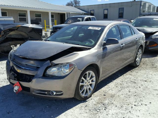 1G1ZE5E05AF319495 - 2010 CHEVROLET MALIBU LTZ 灰色 照片 2