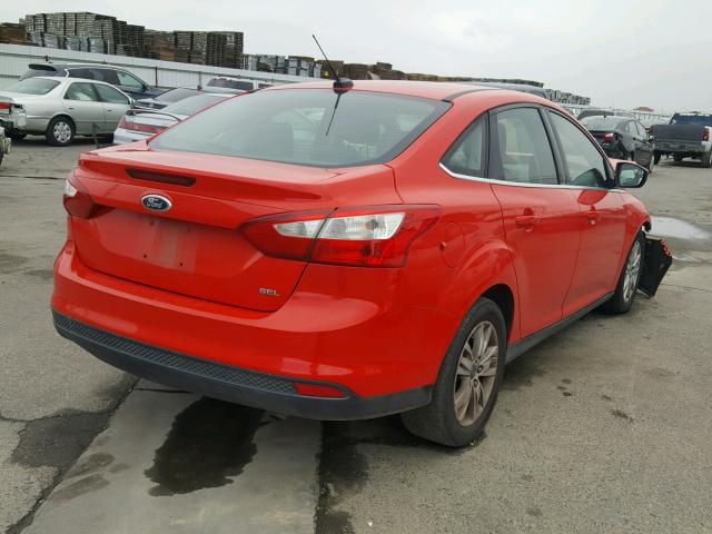 1FAHP3H27CL140903 - 2012 FORD FOCUS SEL RED photo 4