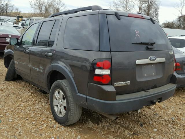 1FMEU63E77UA40420 - 2007 FORD EXPLORER X BROWN photo 3