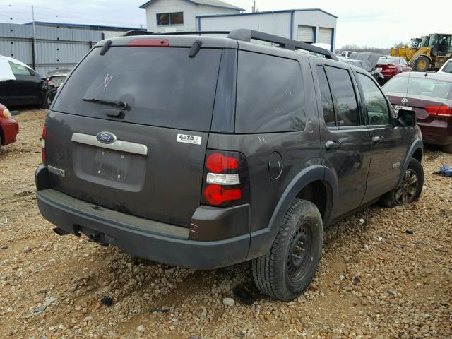 1FMEU63E77UA40420 - 2007 FORD EXPLORER X BROWN photo 4