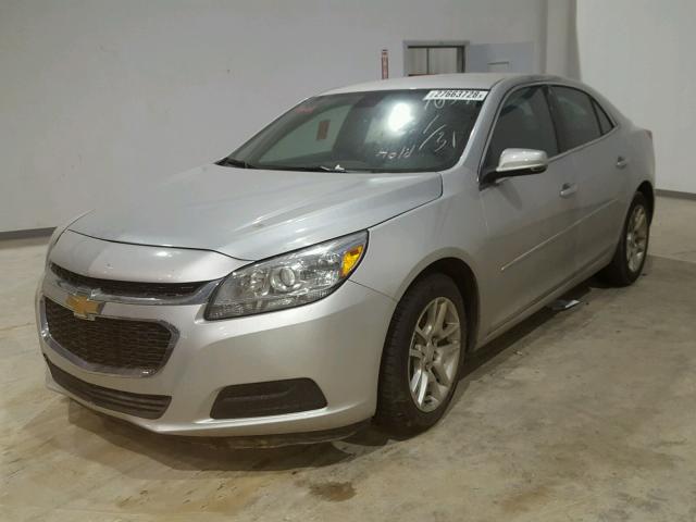 1G11C5SL0FU119659 - 2015 CHEVROLET MALIBU 1LT ვერცხლისფერი ფოტო 2