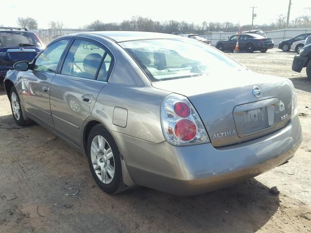 1N4AL11D75C341829 - 2005 NISSAN ALTIMA S GOLD photo 3