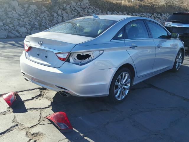 5NPEC4AC8BH048932 - 2011 HYUNDAI SONATA SE SILVER photo 4