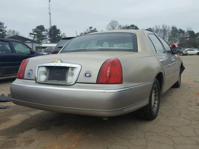 1LNHM81W61Y698220 - 2001 LINCOLN TOWN CAR E BEIGE photo 4