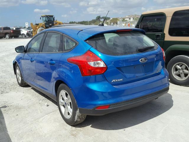 1FADP3K29EL246179 - 2014 FORD FOCUS SE BLUE photo 3