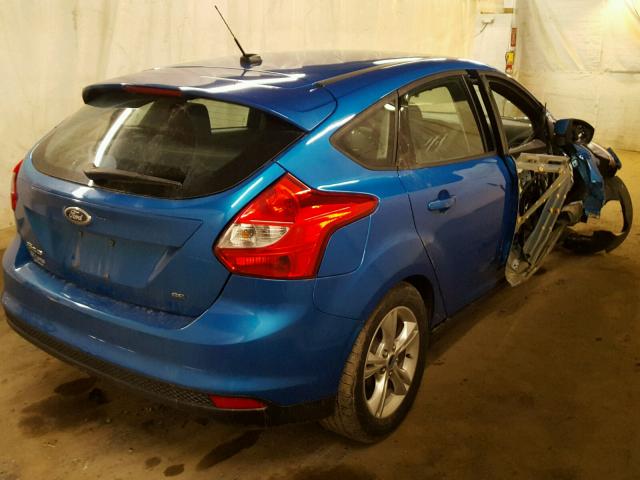 1FADP3K26DL168748 - 2013 FORD FOCUS SE BLUE photo 4