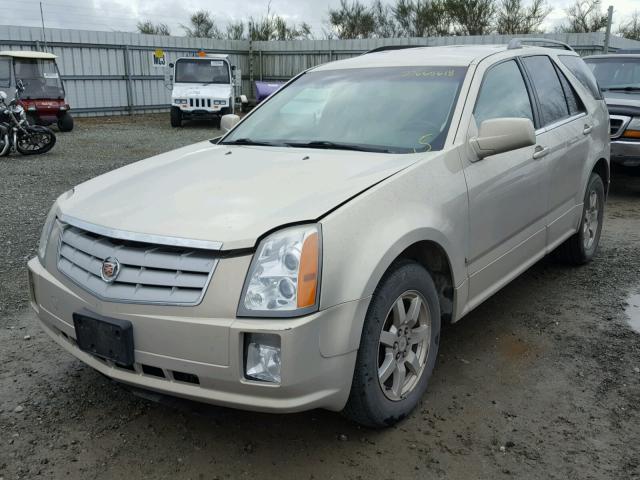 1GYEE637070173606 - 2007 CADILLAC SRX BEIGE photo 2