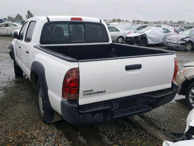 5TFJX4CN6EX043223 - 2014 TOYOTA TACOMA DOU WHITE photo 3