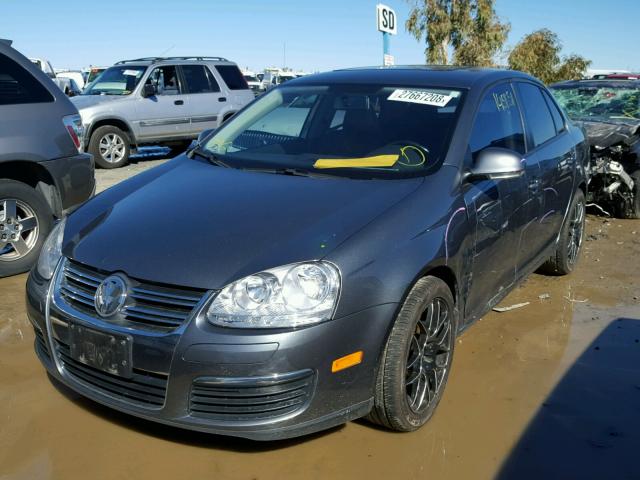 3VWAZ7AJ3AM094252 - 2010 VOLKSWAGEN JETTA LIMI GRAY photo 2