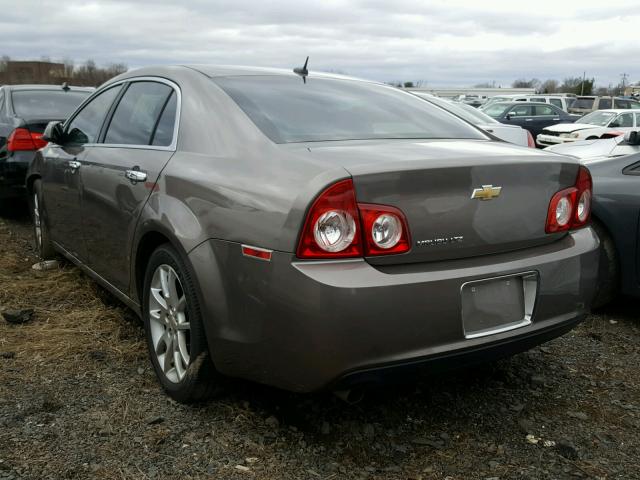1G1ZE5E18BF222804 - 2011 CHEVROLET MALIBU LTZ 棕色 照片 3