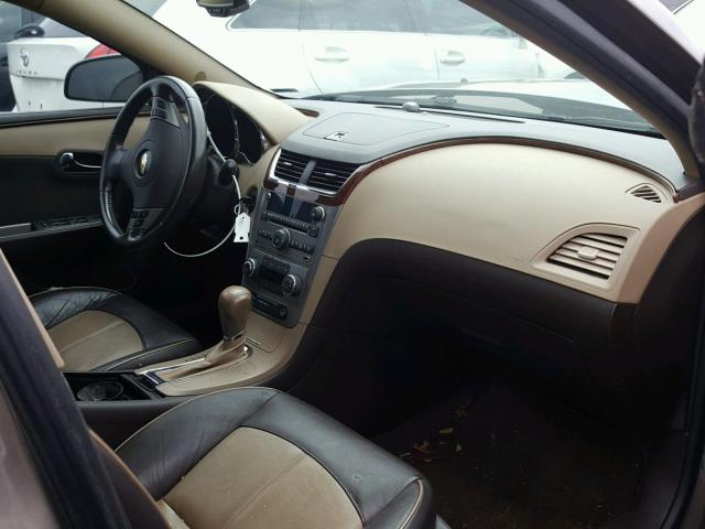 1G1ZE5E18BF222804 - 2011 CHEVROLET MALIBU LTZ 棕色 照片 5