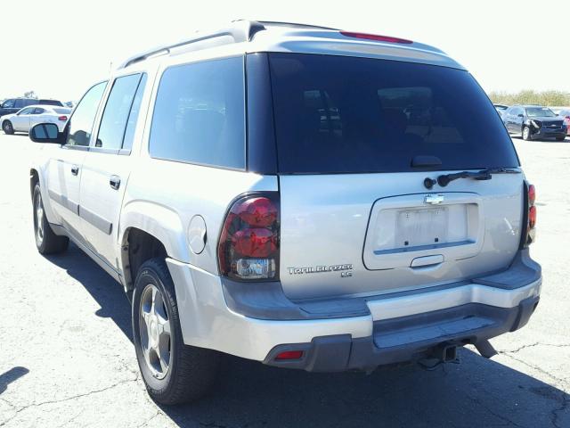 1GNES16SX56197558 - 2005 CHEVROLET TRAILBLAZE SILVER photo 3