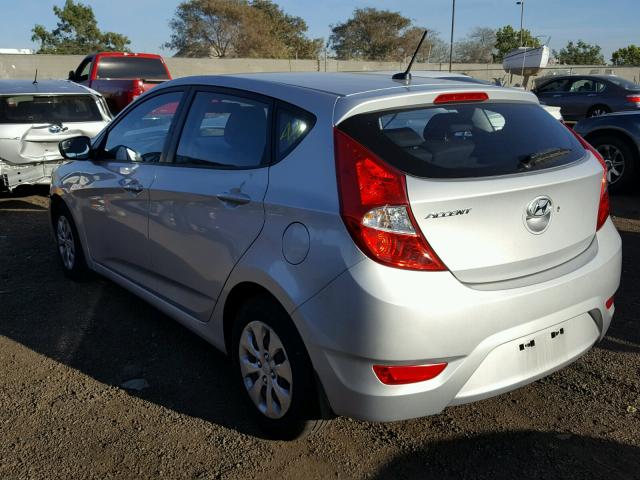 KMHCT5AE5FU221165 - 2015 HYUNDAI ACCENT GS SILVER photo 3