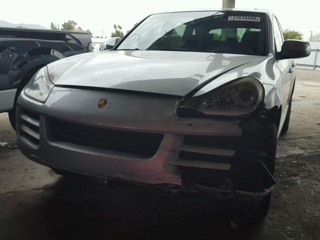 WP1AB29P88LA40930 - 2008 PORSCHE CAYENNE S SILVER photo 9