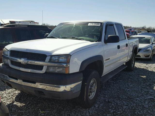 1GCHC23U13F110061 - 2003 CHEVROLET SILVERADO WHITE photo 2