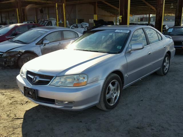 19UUA56683A038843 - 2003 ACURA 3.2TL SILVER photo 2