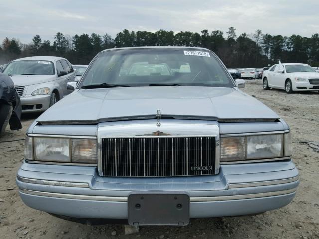 1LNLM81W8NY663193 - 1992 LINCOLN TOWN CAR E BLUE photo 9