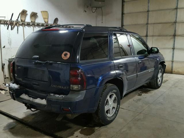 1GNDT13S042336910 - 2004 CHEVROLET TRAILBLAZE BLUE photo 4