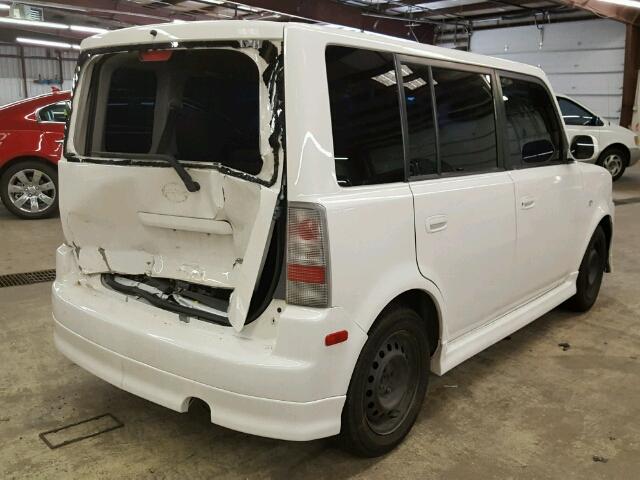 JTLKT324864050118 - 2006 TOYOTA SCION XB WHITE photo 4