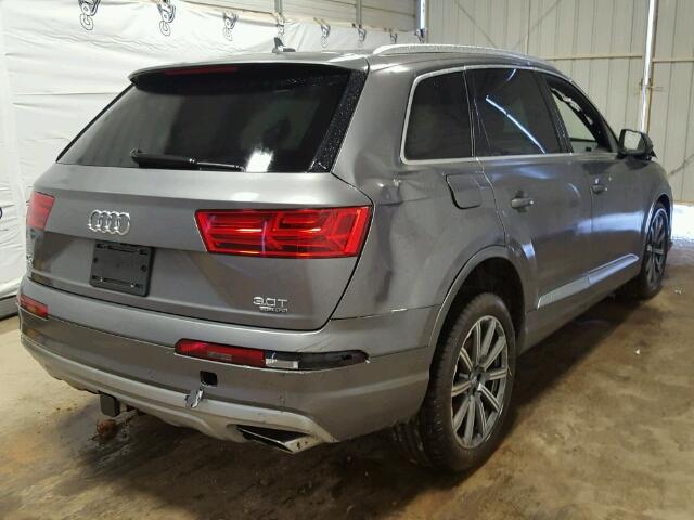 WA1VAAF74JD018616 - 2018 AUDI Q7 PRESTIG GRAY photo 4