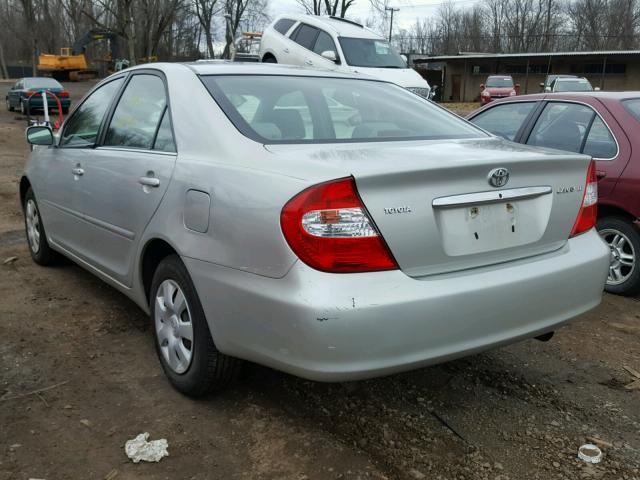 4T1BE32K83U786598 - 2003 TOYOTA CAMRY LE SILVER photo 3