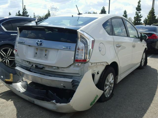 JTDKN3DP7F3070928 - 2015 TOYOTA PRIUS PLUG WHITE photo 4