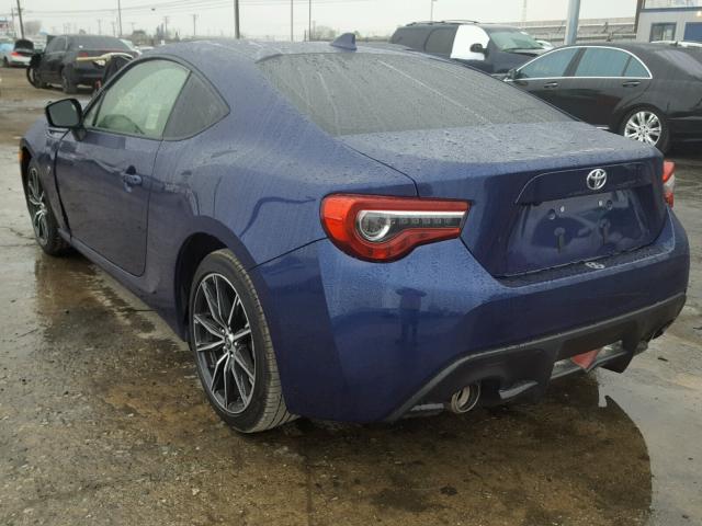 JF1ZNAA10H8709519 - 2017 TOYOTA 86 BASE BLUE photo 3