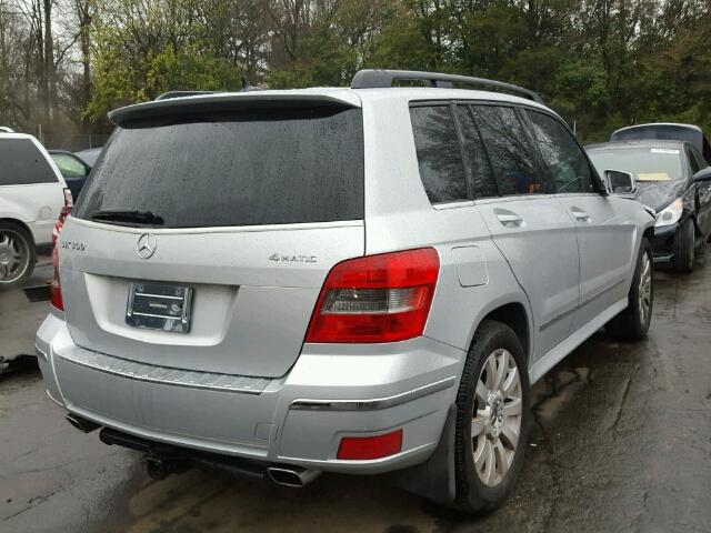 WDCGG8HB3BF689413 - 2011 MERCEDES-BENZ GLK 350 4M SILVER photo 4