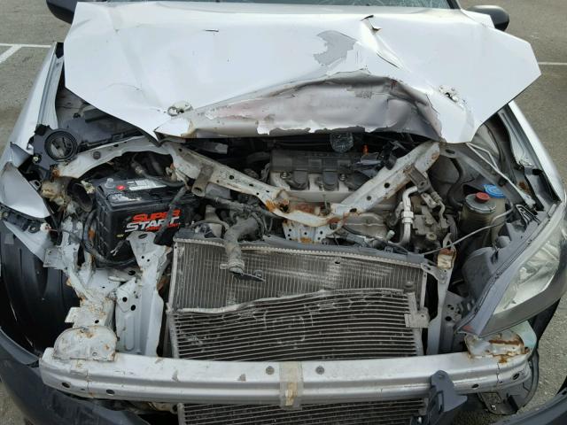 1HGEM22565L076439 - 2005 HONDA CIVIC LX SILVER photo 7