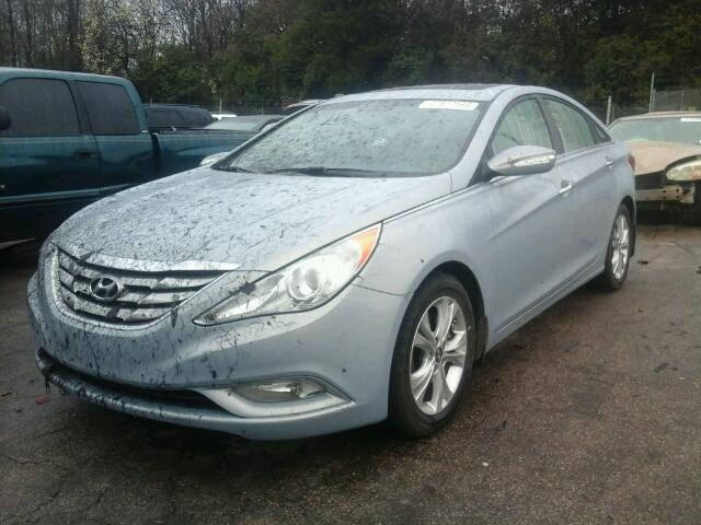 5NPEC4AC5DH667863 - 2013 HYUNDAI SONATA SE BLUE photo 2