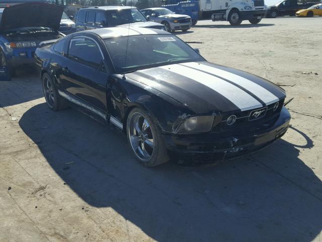 1ZVFT80N365154187 - 2006 FORD MUSTANG BLACK photo 1