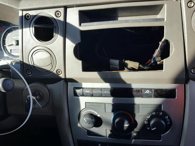 1J8HG48N66C274616 - 2006 JEEP COMMANDER GOLD photo 10