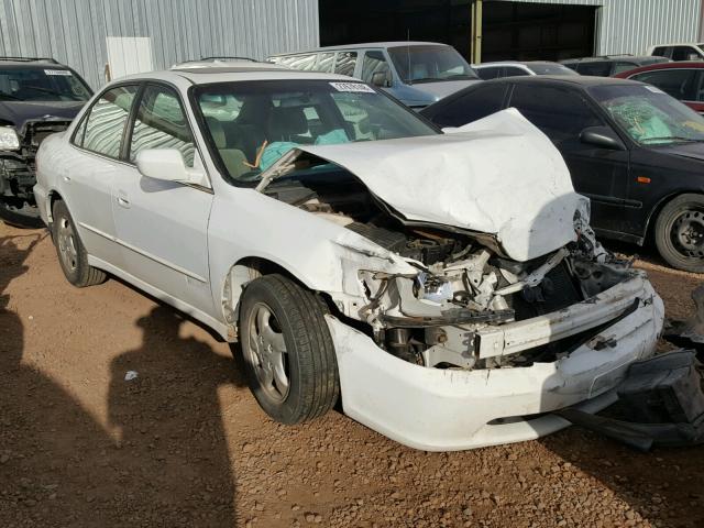 JHMCG5655YC001212 - 2000 HONDA ACCORD EX WHITE photo 1