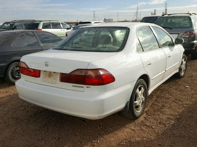 JHMCG5655YC001212 - 2000 HONDA ACCORD EX WHITE photo 4