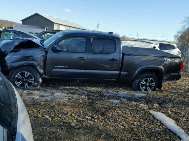 3TMDZ5BN0HM013918 - 2017 TOYOTA TACOMA DOU GRAY photo 3