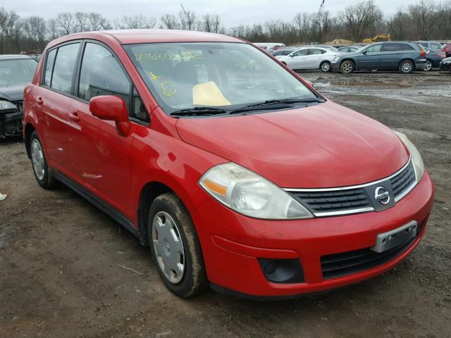 3N1BC13E97L394403 - 2007 NISSAN VERSA S RED photo 1