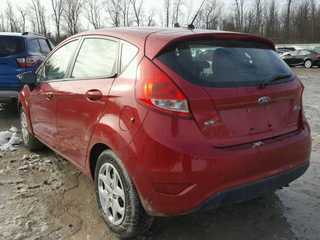 3FADP4EJ1BM153806 - 2011 FORD FIESTA SE RED photo 3