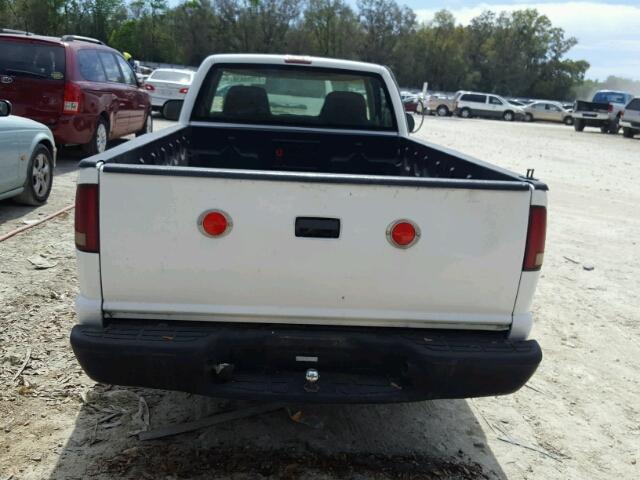 1GCCS14W3Y8133277 - 2000 CHEVROLET S TRUCK S1 WHITE photo 6