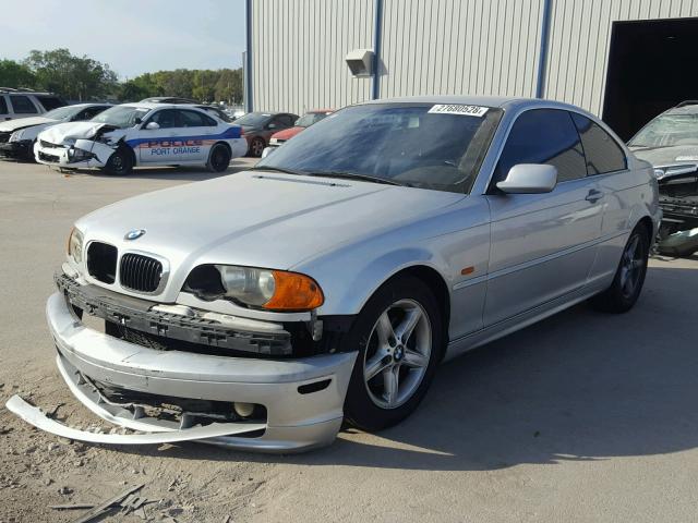 WBABN33412JW51030 - 2002 BMW 325 CI SILVER photo 2