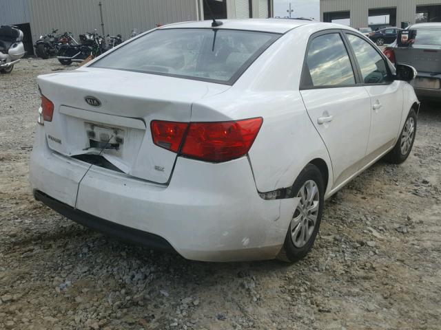 KNAFU4A22A5107333 - 2010 KIA FORTE EX WHITE photo 4