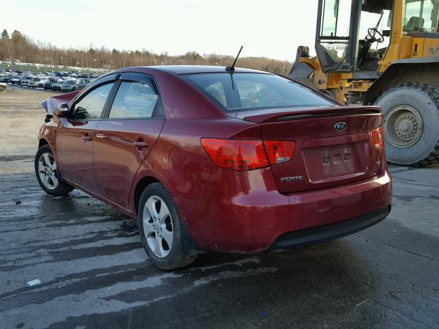 KNAFU4A29A5252756 - 2010 KIA FORTE EX RED photo 3