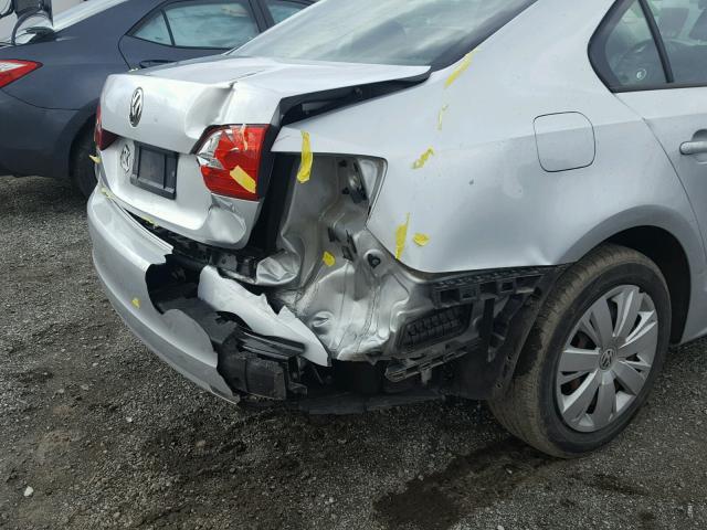 3VW2K7AJ2BM386923 - 2011 VOLKSWAGEN JETTA BASE ვერცხლისფერი ფოტო 9