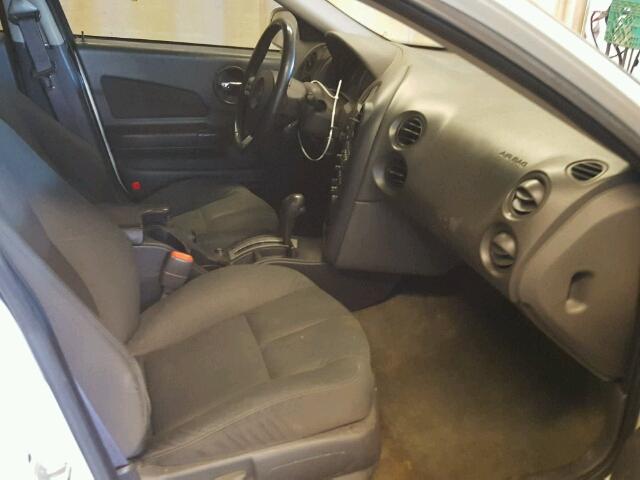 2G2WR524441337136 - 2004 PONTIAC GRAND PRIX თეთრი ფოტო 5