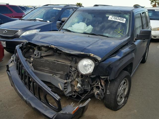 1J4NT1GA7AD641572 - 2010 JEEP PATRIOT SP BLACK photo 2