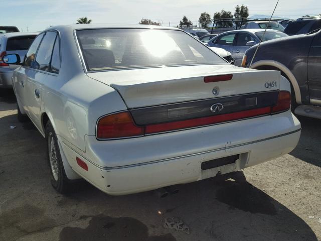 JNKNG01D3SM302718 - 1995 INFINITI Q45 WHITE photo 3