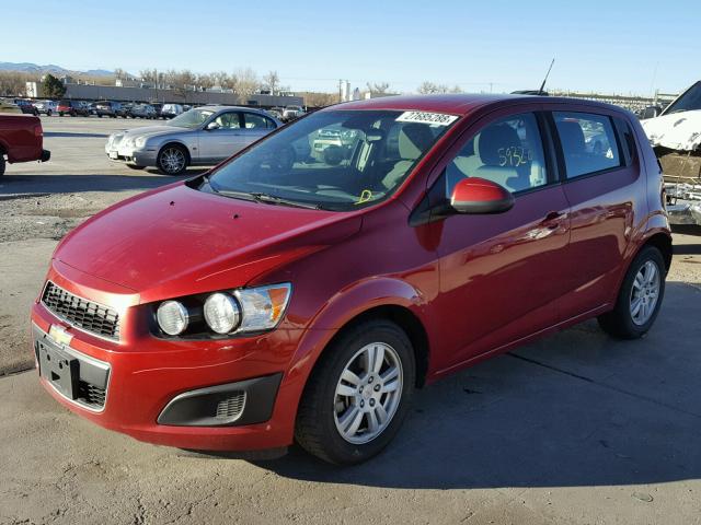 1G1JA6SH4C4147239 - 2012 CHEVROLET SONIC LS წითელი ფოტო 2